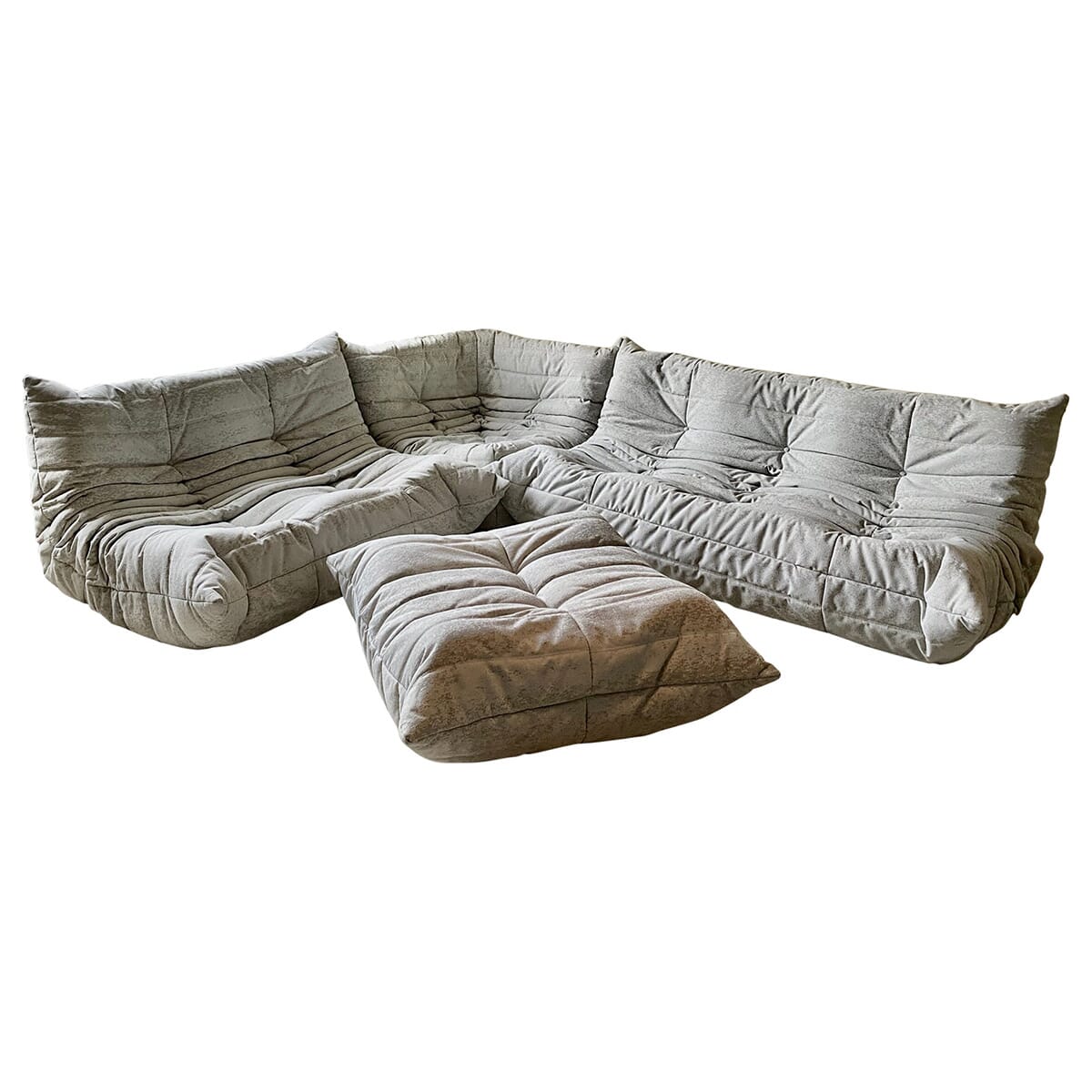 Noel - Contour Sectional 001